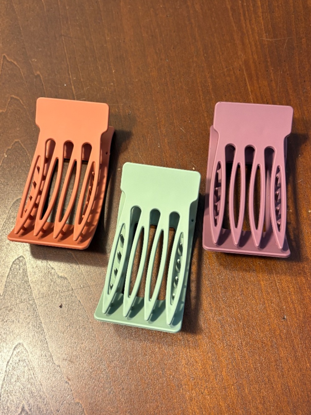 3 Colorful Flat Claw Hair Clips - NWOT - Picture 3 of 6